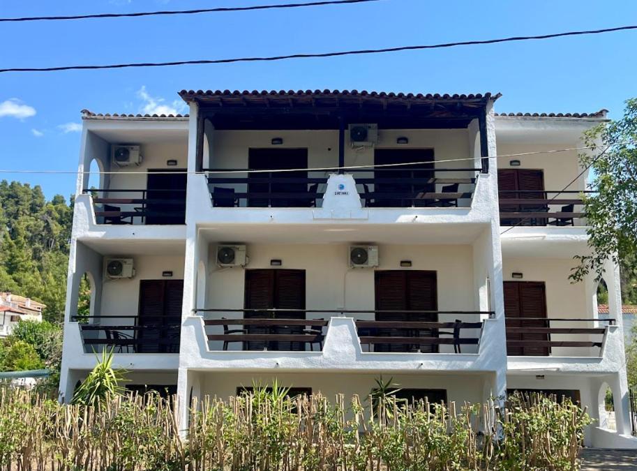 Sirtaki-Siviri Apartments Bagian luar foto